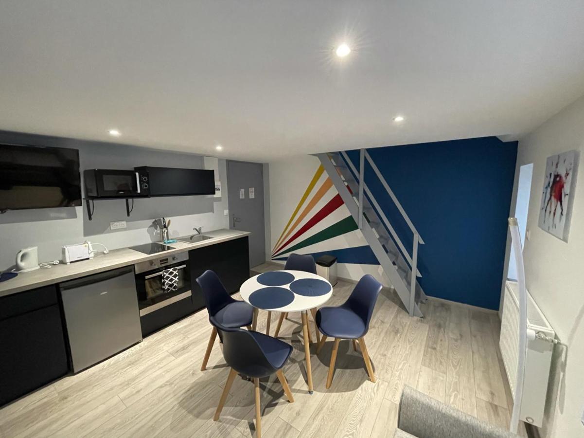 Logements Equipes A Onnaing Avec Espace Balneo En Option Proche Toyota, Autoroute Et Valenciennes Exterior photo